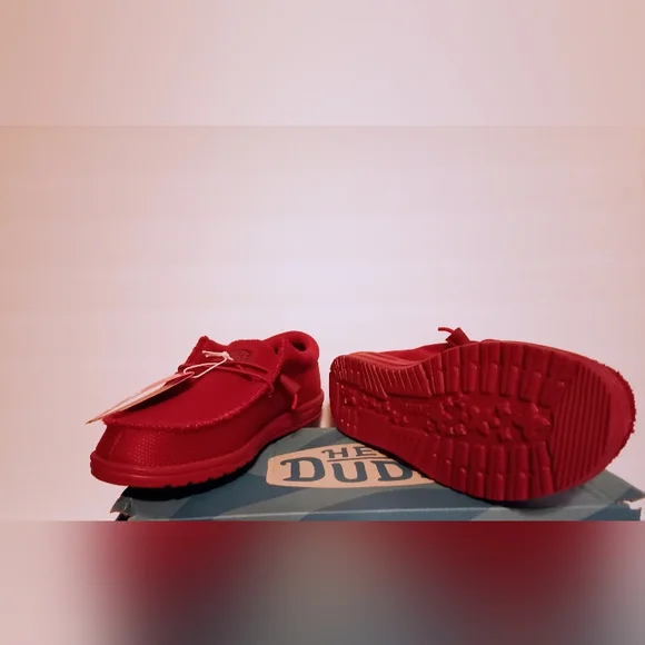 Hey Dude Unisex in Bright Red - Picture 2 of 4